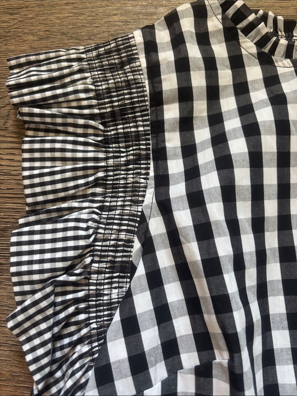 Source Unknown Black and White Gingham Ruffle Sleeve Blouse - Picture 2 of 5
